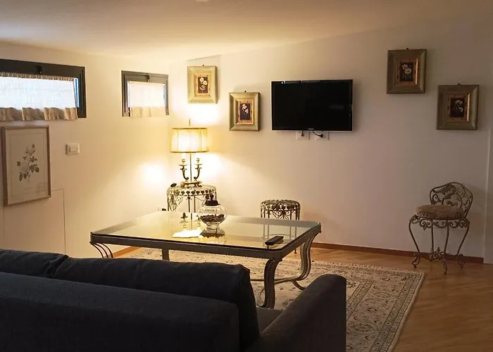B&B 7 Olmi Bologna 카르테리아디세스토라스티냐노